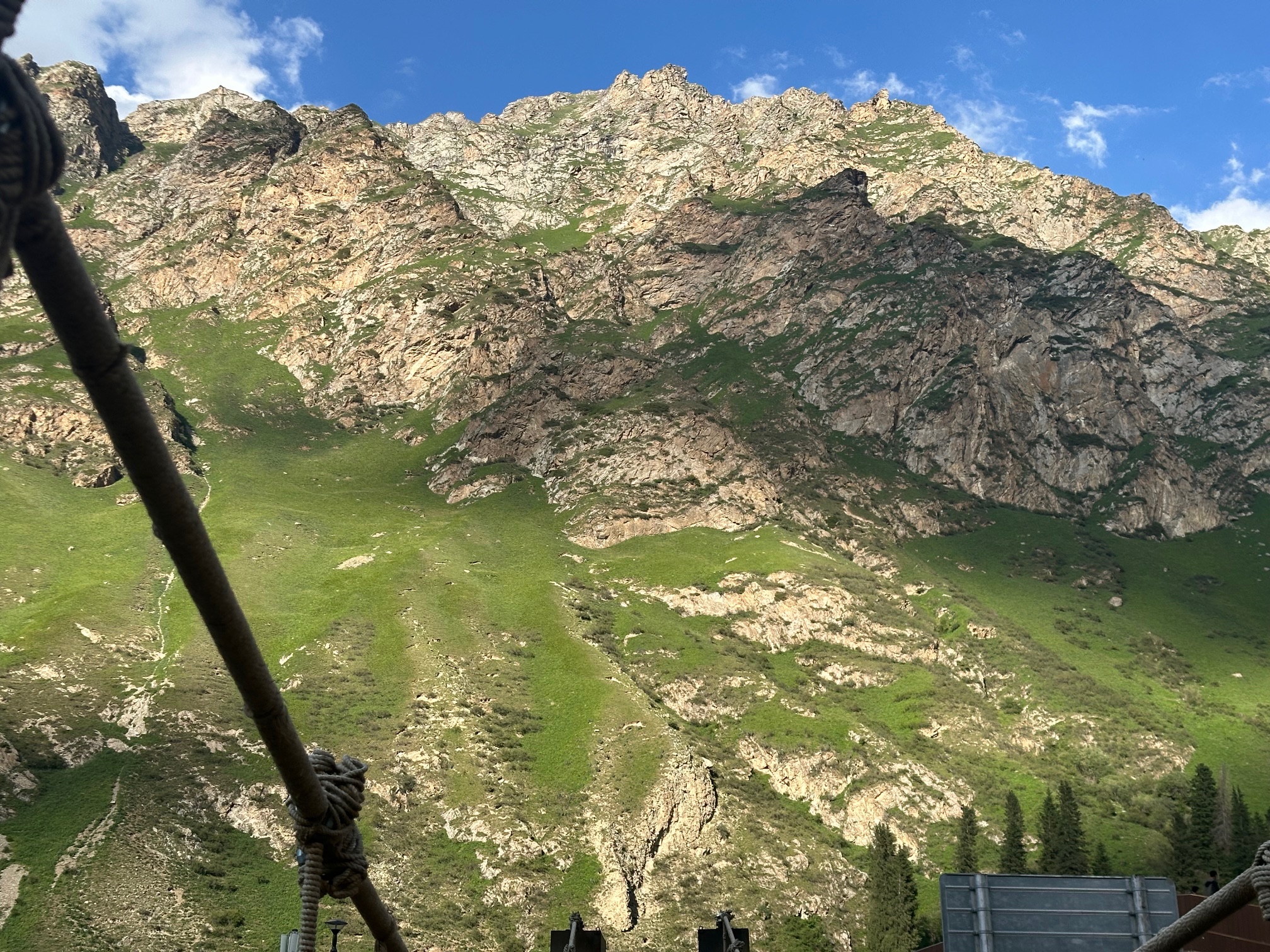 山峰